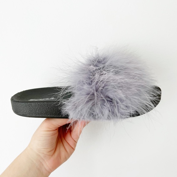 SODA | Fluffy Slides - Picture 4 of 6
